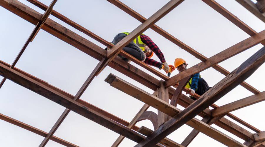 Professional gutter cleaning services in Duffield, VA